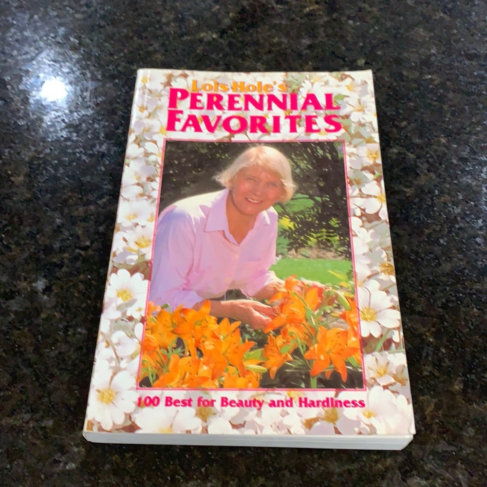 Lois Holes Perennial Favourites Book